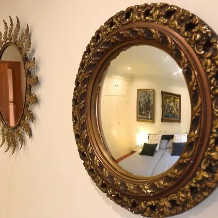 Arte Y Confort En El Centro オビエド