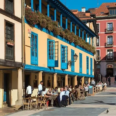 Arte Y Confort En El Centro オビエド